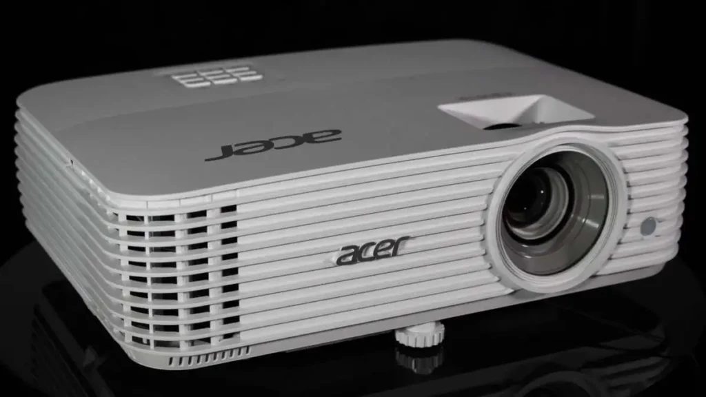 Acer H6815BD HDR Projector Review 1